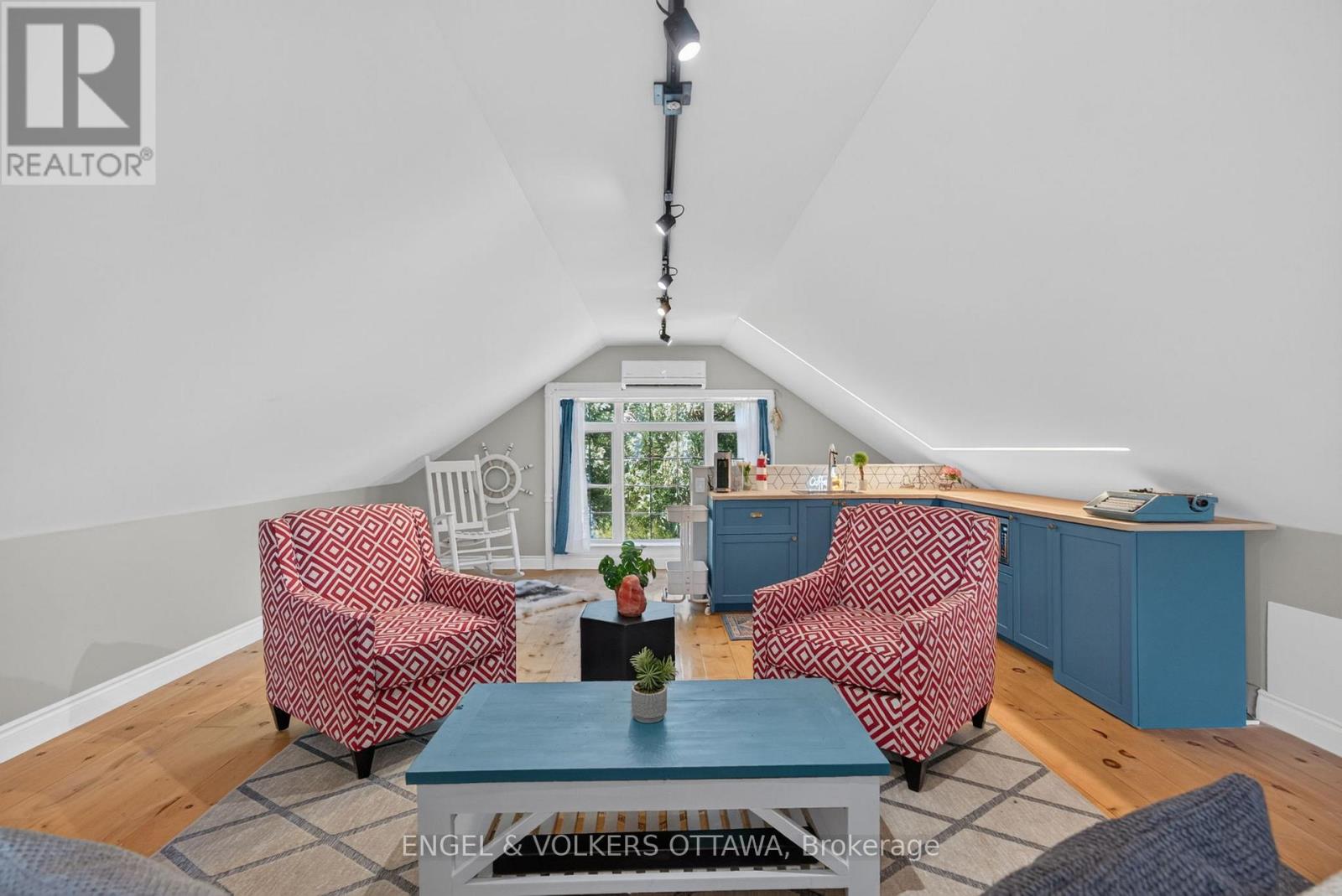 Loft kitchenette