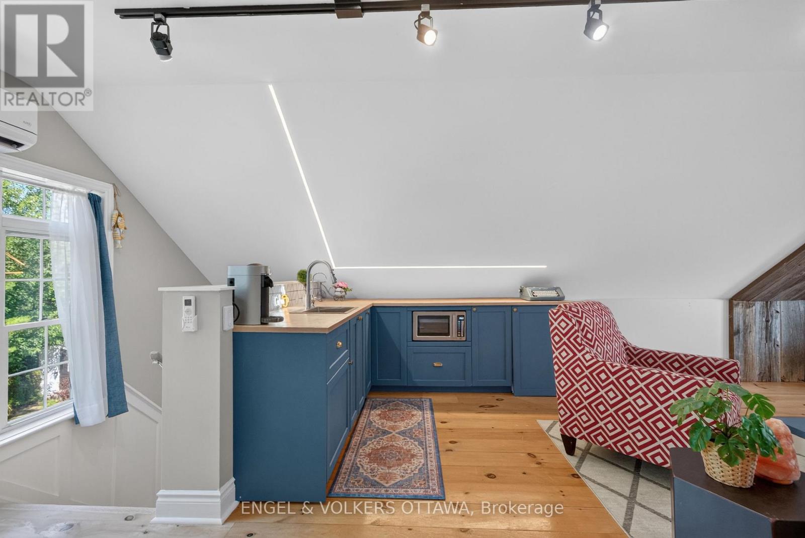 Loft sitting area